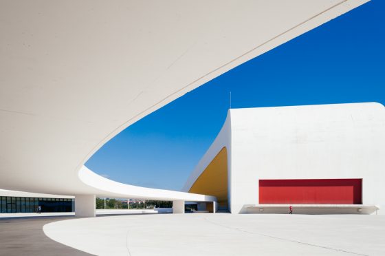 Centro Niemeyer: complete architecture and interior guide | Boreal Abode